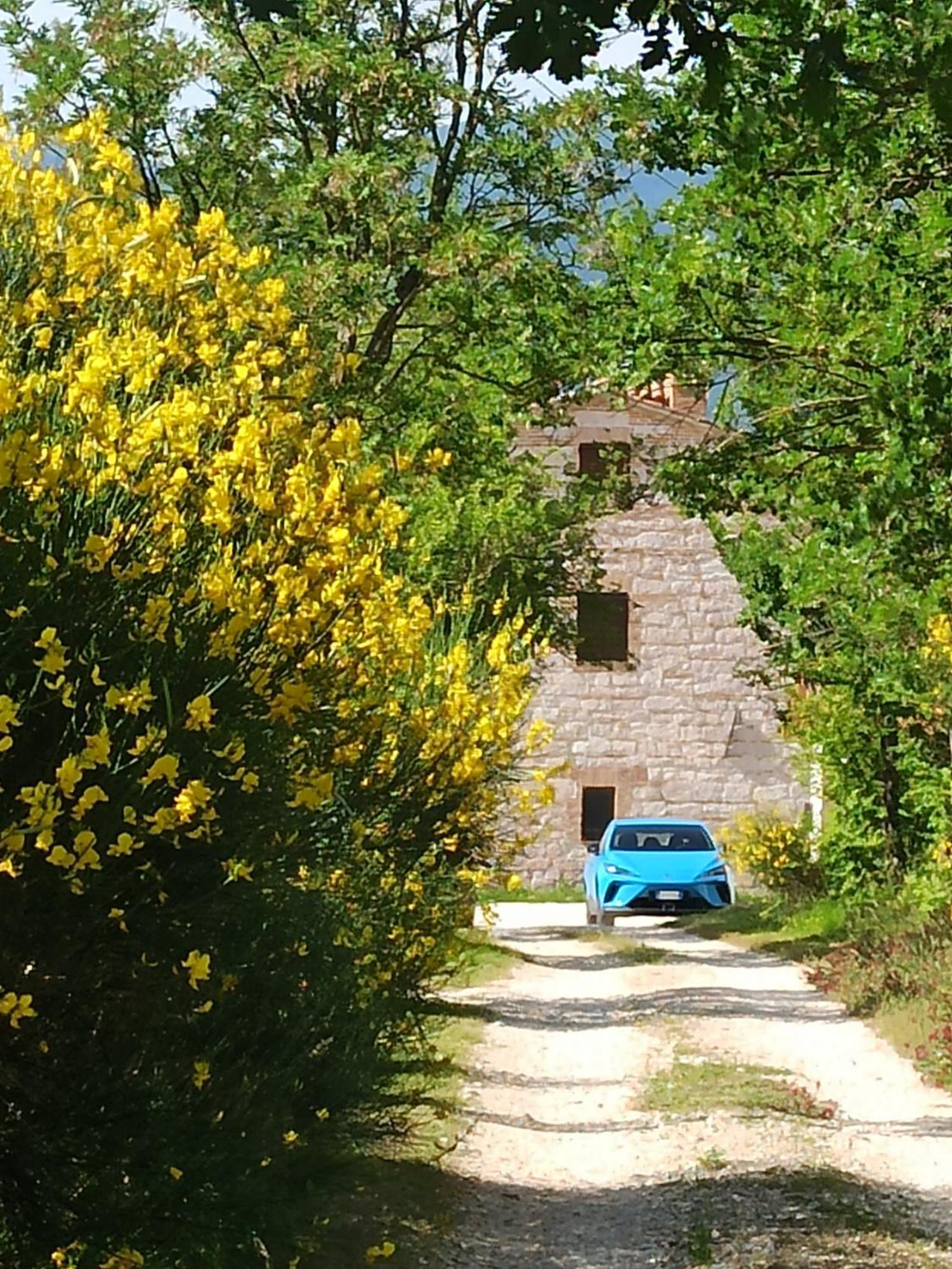 Antica Dimora Italiana Villa Fabriano Eksteriør billede