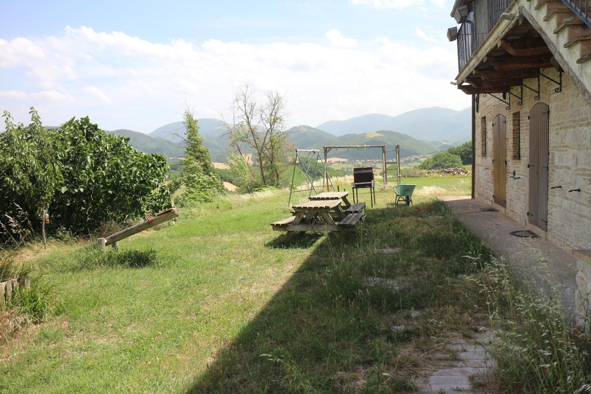 Antica Dimora Italiana Villa Fabriano Eksteriør billede